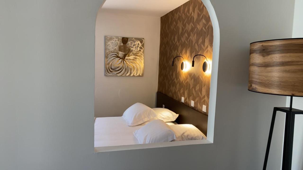 Logis Hostellerie De L'Abbaye Le Thoronet Eksteriør billede