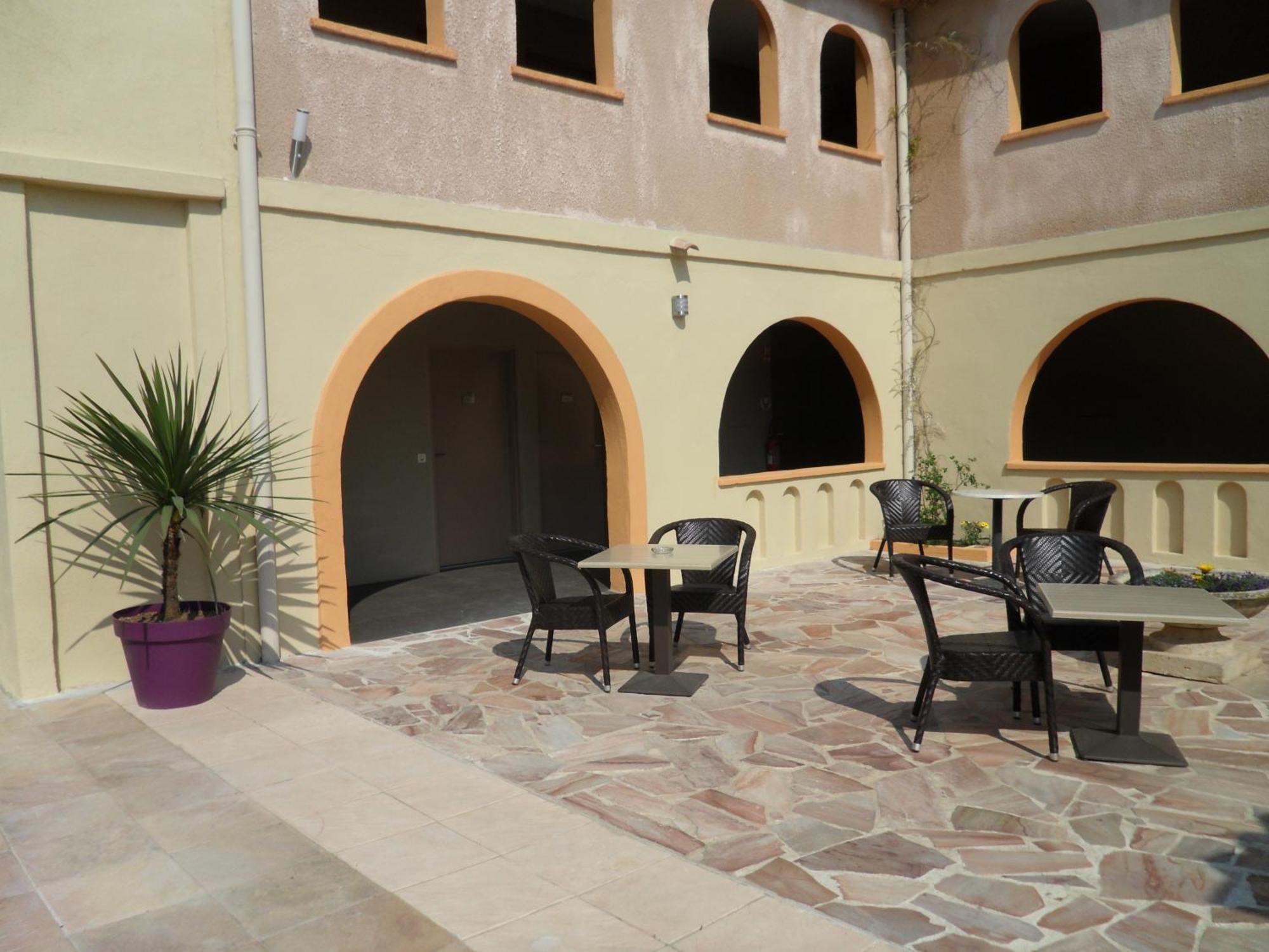 Logis Hostellerie De L'Abbaye Le Thoronet Eksteriør billede
